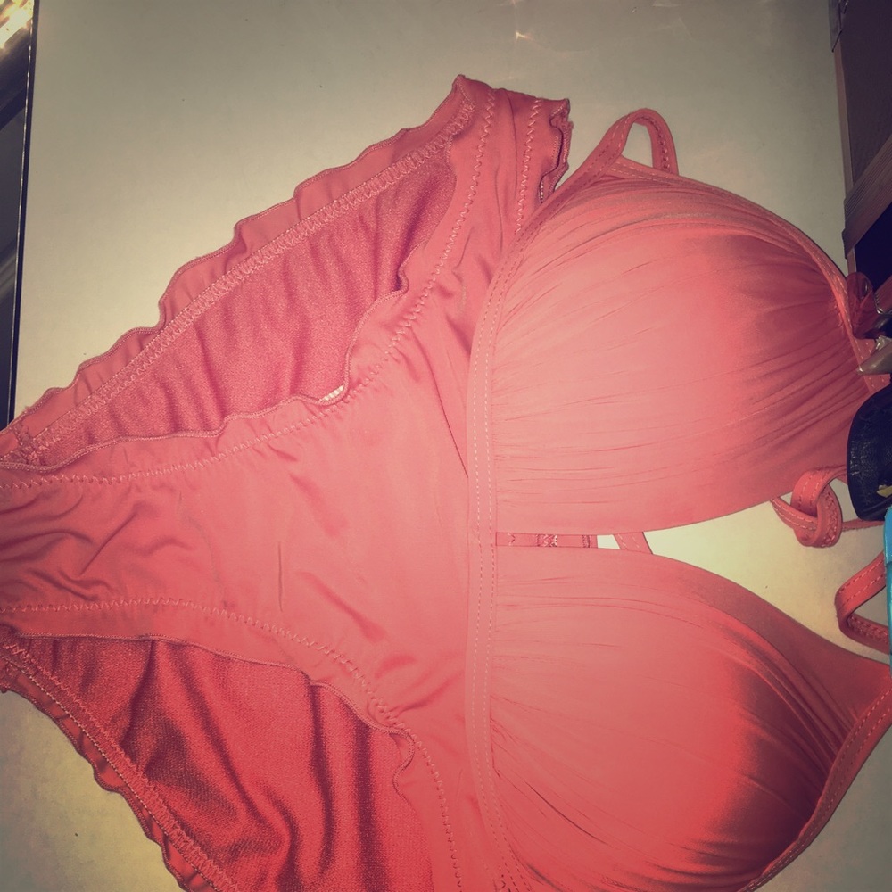 Size small. Bikini top and bottoms